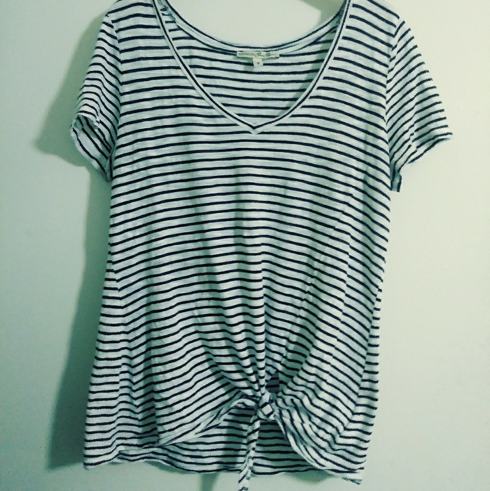 Front tie tee